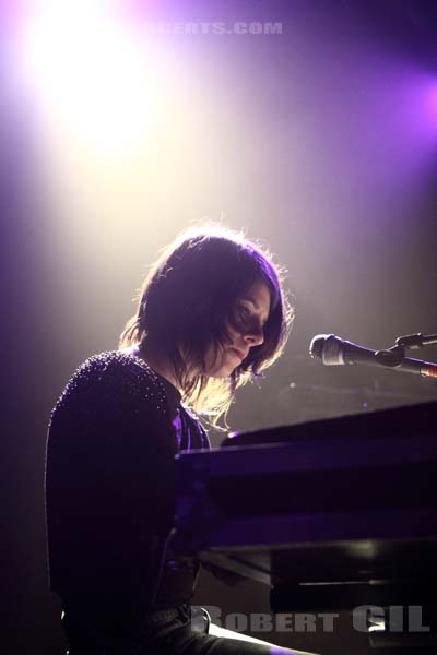 CYANN - 2010-11-21 - PARIS - La Maroquinerie - 